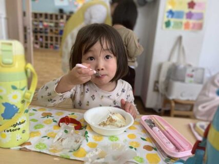 幼稚園 12月の写真を掲載しました。