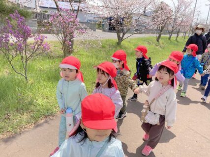 年中組園外